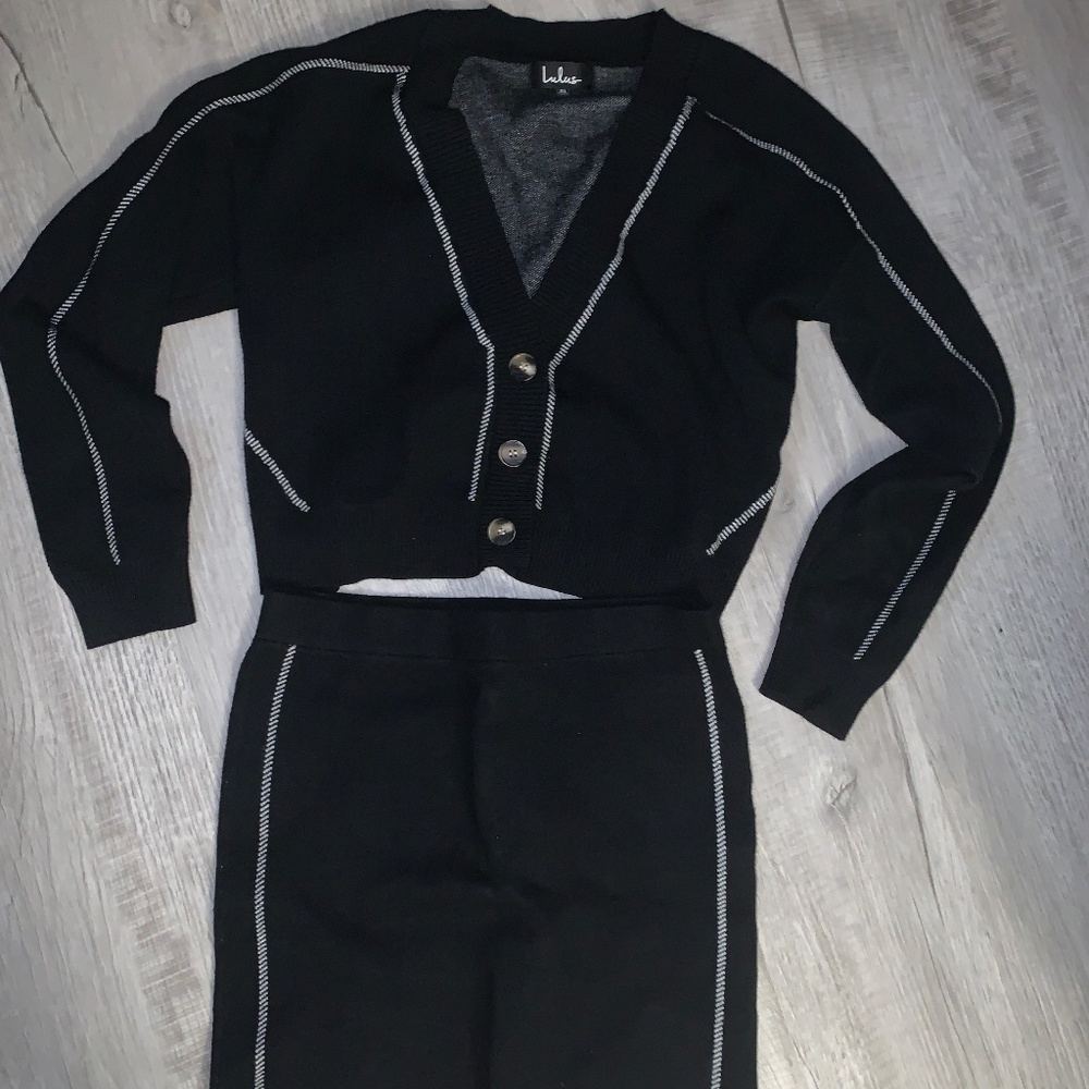 Lulus sweater and skirt set
